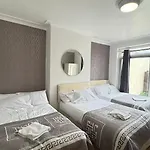 Denzile Hotel
